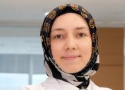 Sigara kullananlar dikkat! Tüm dişlerinizi kaybedebilirsiniz!