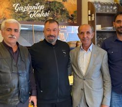 Sakarya Gaziantepliler Derneği Başkanı Mehmet Durak’tan şampiyon hemşehrilerine yemekli kutlama